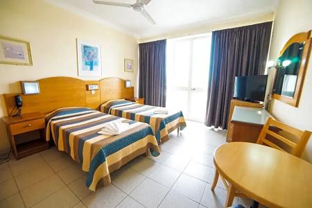 Bora Bora Ibiza Malta Resort Adults Only - 30