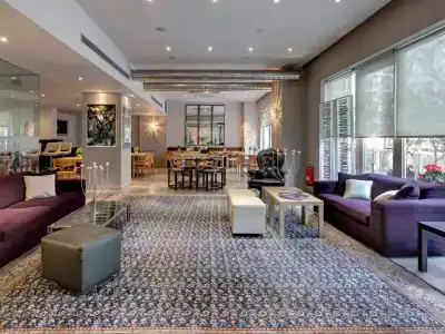 Polis Grand - 36