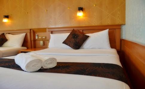 Lanta Miami Resort - 4