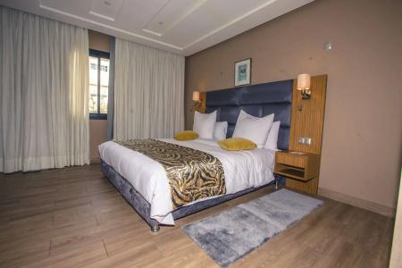 Down Town By Business & Leisures - 2