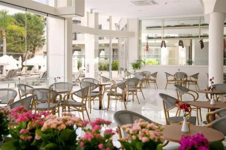 Louis Paphos Breeze - 24