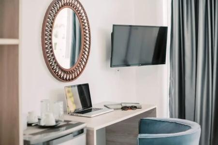 Bamboo Suites Boutique - 77