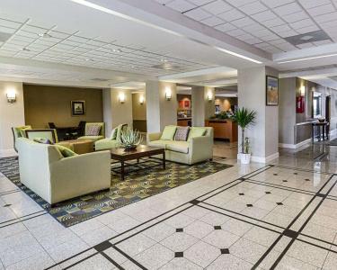 Comfort Inn & Suites Southwest Freeway at Westpark - 1