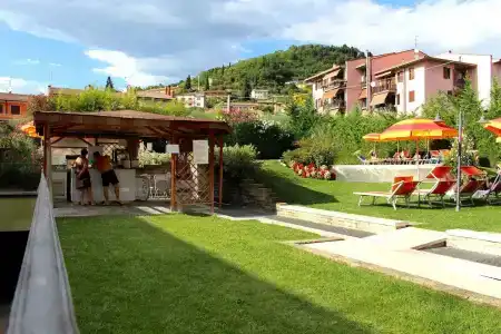 Romantic - 16