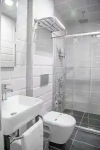 Uzer Otel - 18