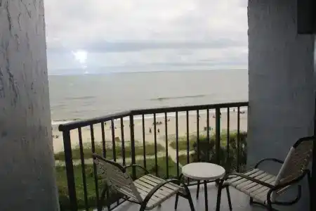 Schooner II Beach and Racquet Club - 7