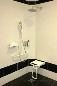Best Western Le Cheval Blanc -Centre- Vieux Port - 30