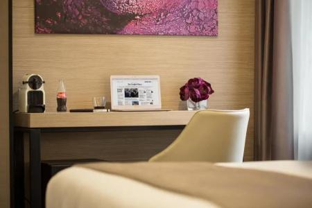 Dominic Smart & Luxury Suites - Republic Square - 65