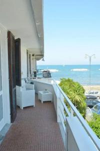 100 passi dal mare - 25