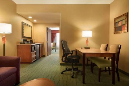 Embassy Suites East and Riverfront Conference Center - 3