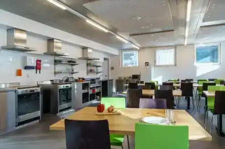 Backpackers Villa Sonnenhof - - 25