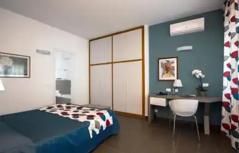 Marbela & Suites - 102