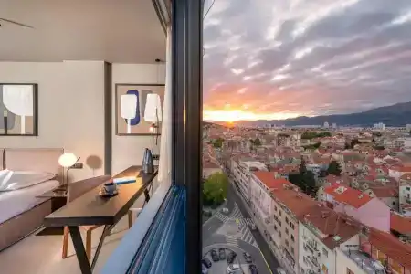 Royal Suites - 34