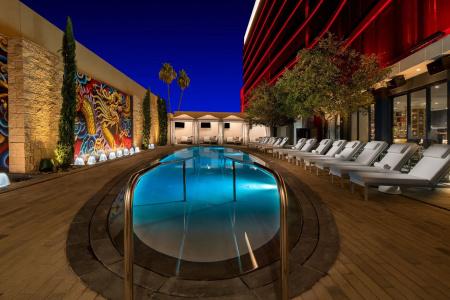 Lucky Dragon - 12