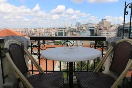 Triada Taksim - Special Category - 86