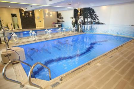 Grand & Spa Tirana - 8