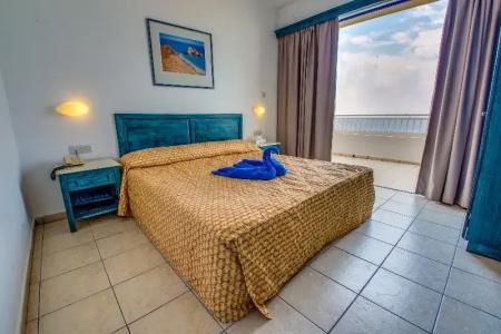 St. George Gardens & Suites - 1