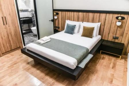 Luxir - 44