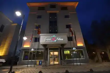 Sandal Otel - 42