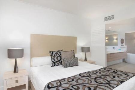 Mandalay Luxury Beachfront - 77