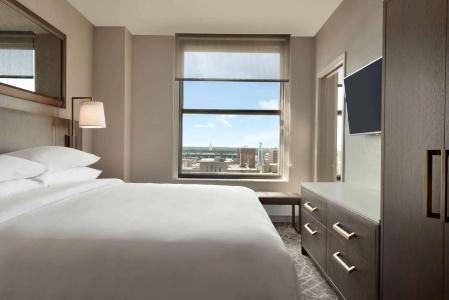 Embassy Suites By Hilton Minneapolis Downtown - 1
