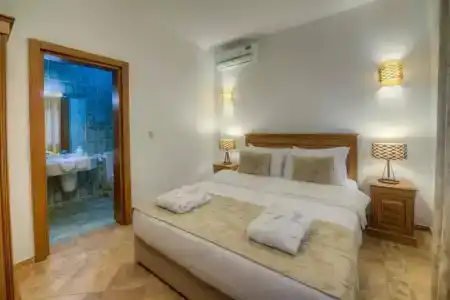 River Inn Resort And Spa - 4