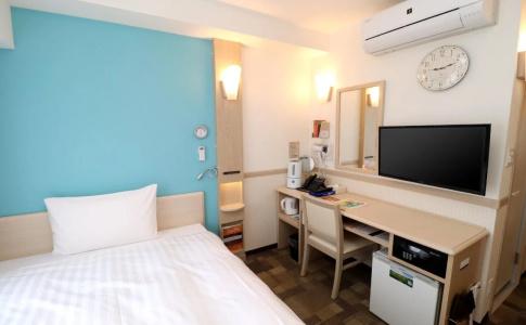 Toyoko Inn Osaka Kyobashi Sakuranomiya - 2
