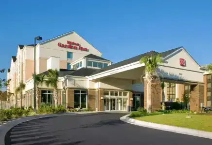 Hilton Garden Inn West I-65 Airport Boulevard - 35