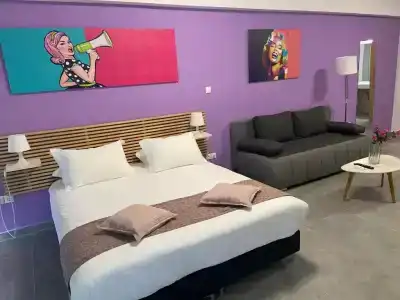 Connect Suites - 22