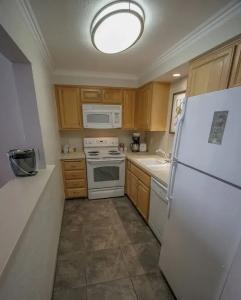 Palm Springs Tennis Club - 34