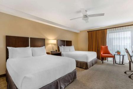 Best Western Plus Inn - 55