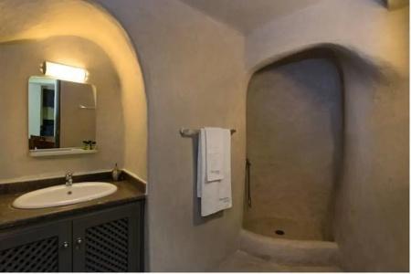 Theodora Suites - 8