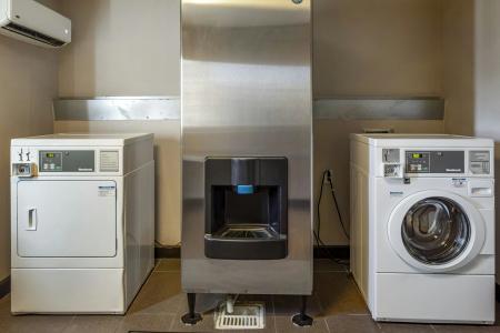 Holiday Inn Express, An Ihg - 24