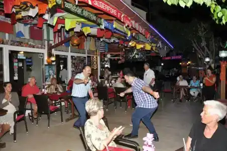 Angora Apart - 24