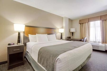 SureStay Plus by Best Western Houston Medical Center - 35
