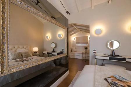 Castellano & Suites - 90