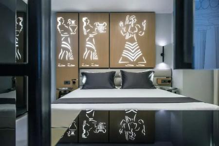 Lavris City Suites - 102