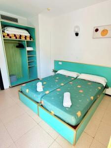 Lloret Sun - 44