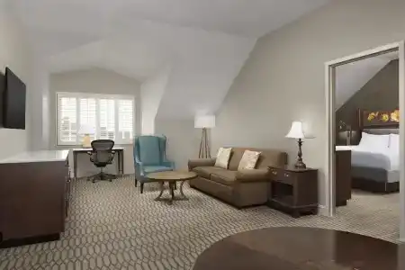 Virginia Crossings, Tapestry Collection by Hilton - 66