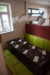 -Restaurant 1735 - 9