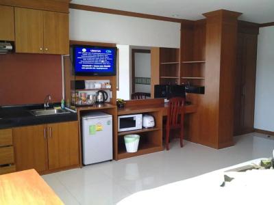 Green Harbor & Service Apartment - 86