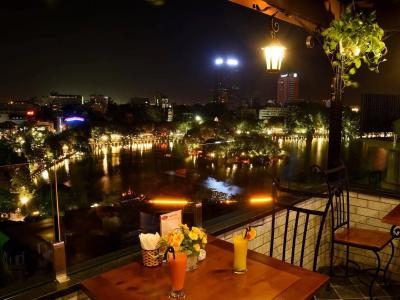 Centre Point Hanoi - 19