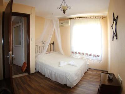 Tuncay Pension - 60