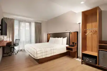 La Quinta by Wyndham Time Square South - 6