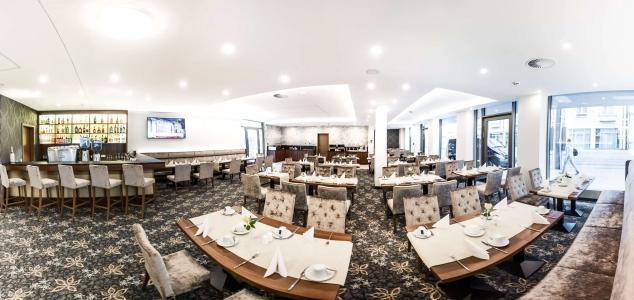 Best Western Plus Royal Suites - 20