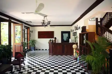 Chateau d'Angkor La Residence - 1