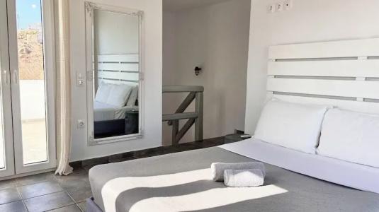 Amperian Mykonos Suites & Villas - 383