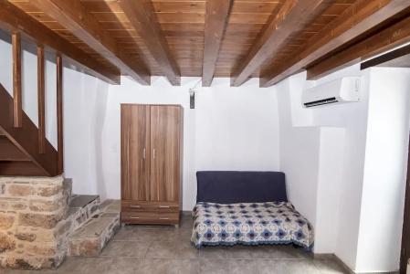 Goulas Traditional Guesthouse - 22