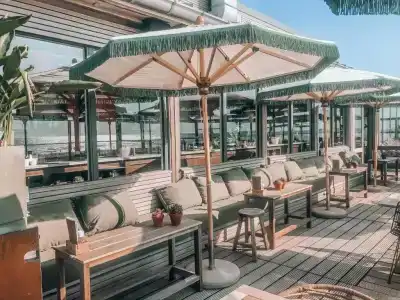 Prominent Inn - 11