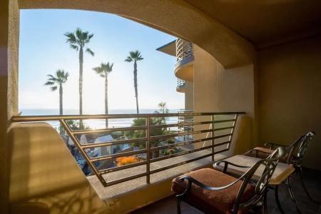 Pacific Terrace - 75